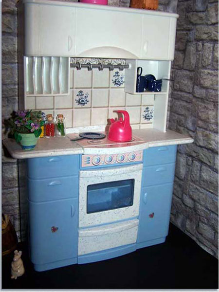 An antique stove!