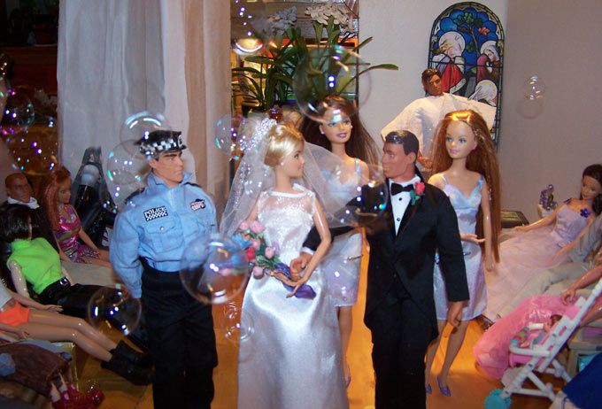 Yes, Emmy helped blow the wedding bubbles!