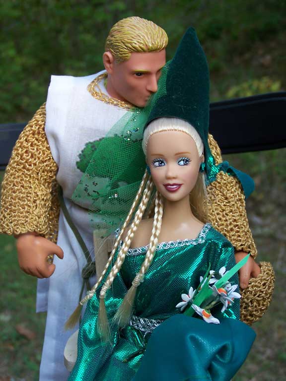 Lars bought these WONDERFUL flowers from Lilith as SOON
as he heard Nadine's happy news!