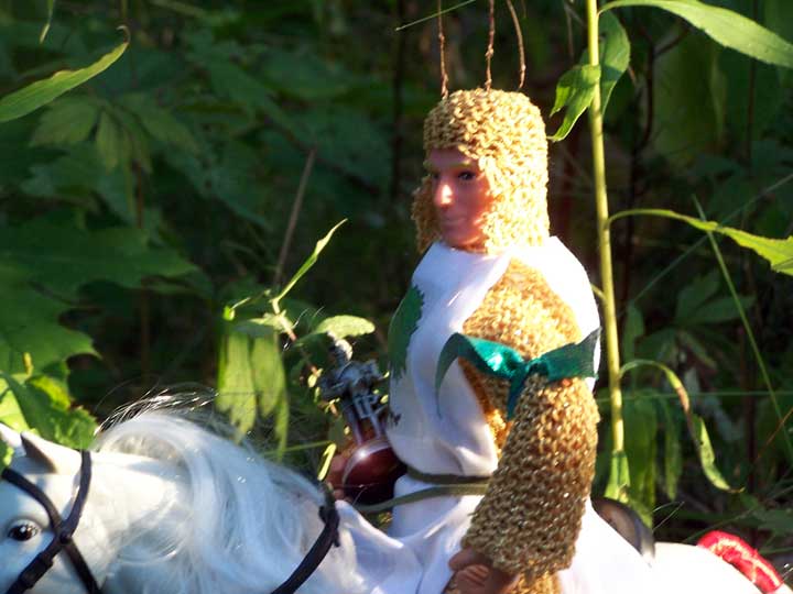 A happy Lars rides off with the third place trophy!